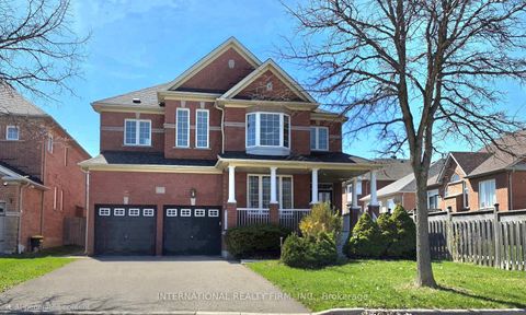 Photo 0 at 30 O'Hara Crescent, Jefferson, Richmond Hill