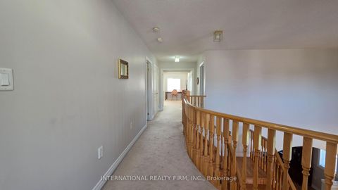 Photo 14 at 30 O'Hara Crescent, Jefferson, Richmond Hill