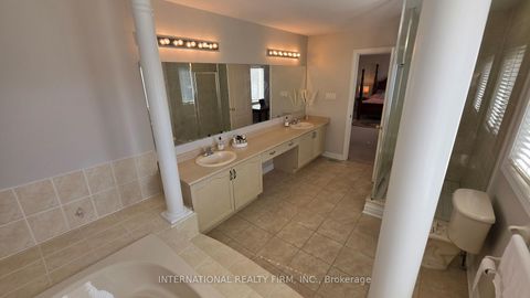 Photo 17 at 30 O'Hara Crescent, Jefferson, Richmond Hill