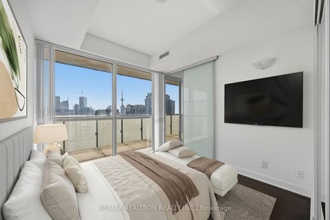 Photo 4 at 4102 - 15 Grenville Street, Bay Street Corridor, Toronto