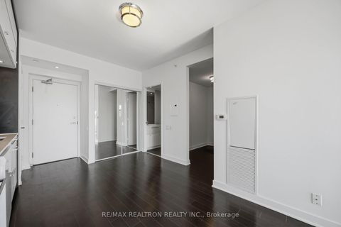 Photo 14 at 4102 - 15 Grenville Street, Bay Street Corridor, Toronto