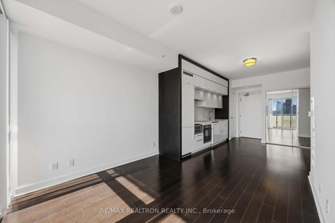Photo 16 at 4102 - 15 Grenville Street, Bay Street Corridor, Toronto