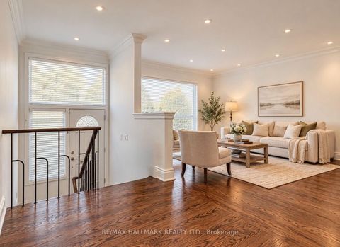 Photo 5 at 19 Brookwood Court, Don Mills, Toronto