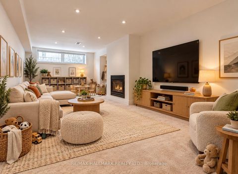 Photo 10 at 19 Brookwood Court, Don Mills, Toronto