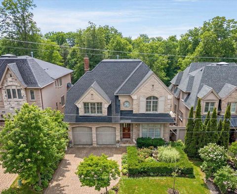 Photo 1 at 41 Wentworth Avenue, Westgate, Toronto