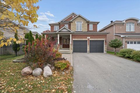 Photo 1 at 5 Ravine Edge Drive, Jefferson, Richmond Hill
