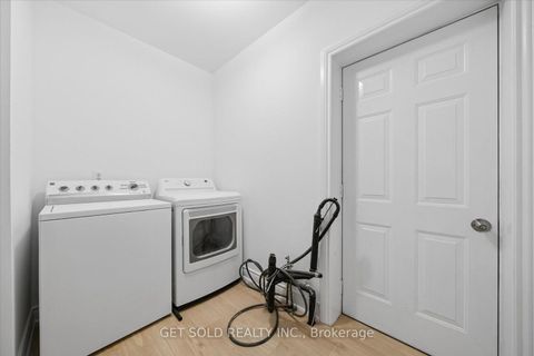 Photo 20 at 5 Ravine Edge Drive, Jefferson, Richmond Hill