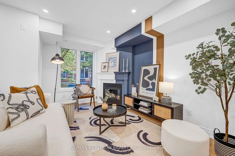 Photo 12 at 205 - 50 Joe Shuster Way, South Parkdale, Toronto