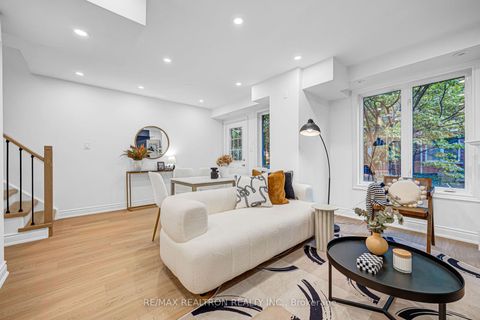 Photo 14 at 205 - 50 Joe Shuster Way, South Parkdale, Toronto