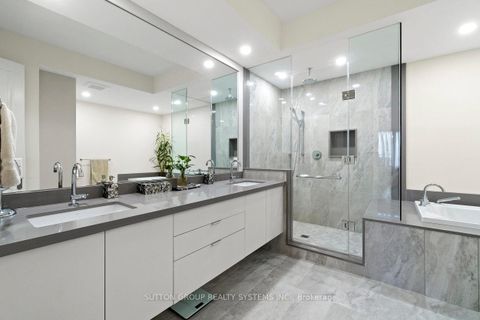 Photo 11 at 102 - 2095 Lake Shore Boulevard W, Mimico, Toronto