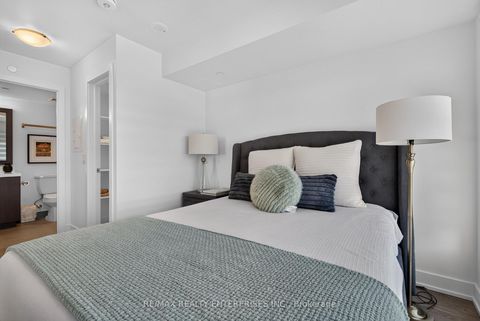Photo 13 at 2818 - 9 MABELLE Avenue, City Centre West, Toronto