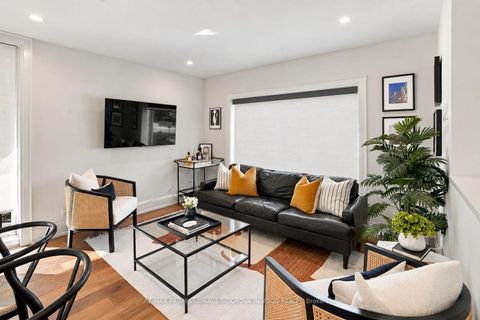 Photo 1 at 2A - 1657 Bathurst Street, Forest Hill South, Toronto