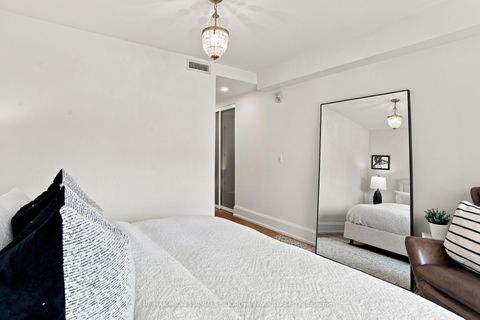 Photo 9 at 2A - 1657 Bathurst Street, Forest Hill South, Toronto