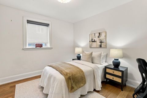 Photo 15 at 2A - 1657 Bathurst Street, Forest Hill South, Toronto