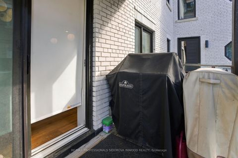 Photo 19 at 2A - 1657 Bathurst Street, Forest Hill South, Toronto