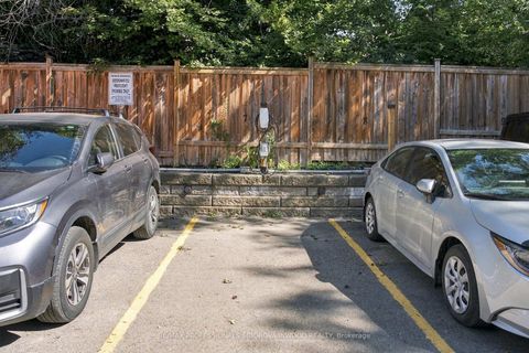 Photo 22 at 2A - 1657 Bathurst Street, Forest Hill South, Toronto