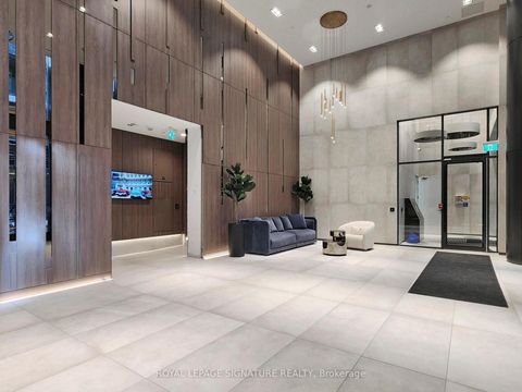 Photo 3 at 4805 - 55 Mercer Street, Waterfront Communities C1, Toronto