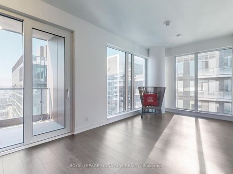 Photo 4 at 4805 - 55 Mercer Street, Waterfront Communities C1, Toronto