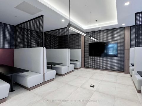 Photo 25 at 4805 - 55 Mercer Street, Waterfront Communities C1, Toronto