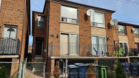 Photo 0 at 146 Wolseley Street, Bellwoods, Toronto