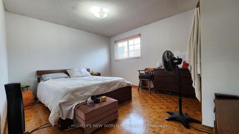 Photo 11 at 146 Wolseley Street, Bellwoods, Toronto