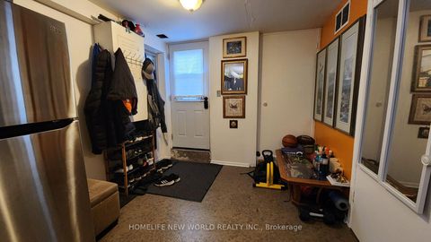 Photo 20 at 146 Wolseley Street, Bellwoods, Toronto