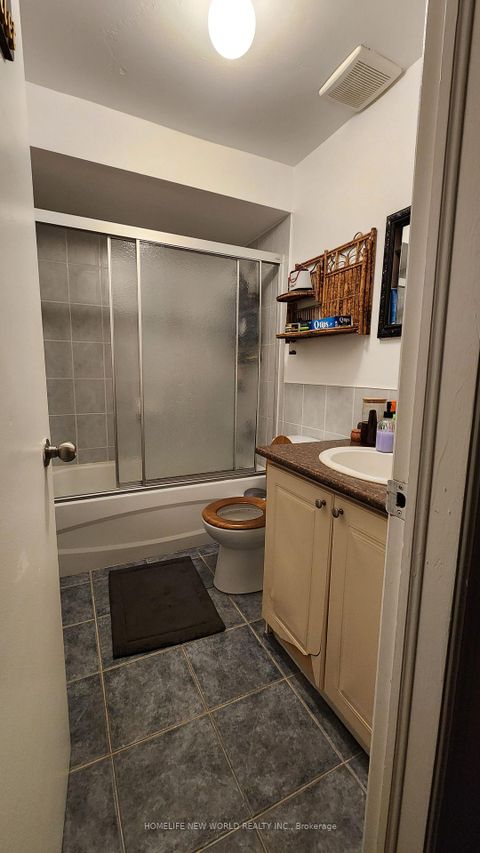Photo 23 at 146 Wolseley Street, Bellwoods, Toronto
