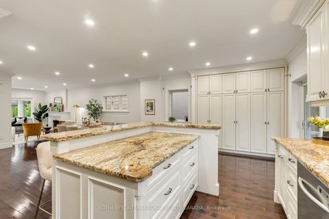 Photo 11 at 122 Brentcliffe Road, Leaside, Toronto