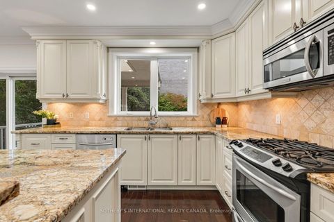 Photo 14 at 122 Brentcliffe Road, Leaside, Toronto