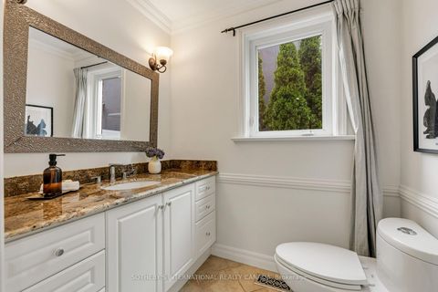 Photo 15 at 122 Brentcliffe Road, Leaside, Toronto