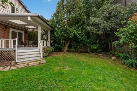 Photo 40 at 122 Brentcliffe Road, Leaside, Toronto