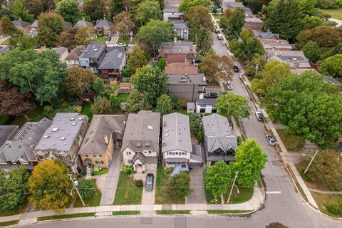 Photo 47 at 122 Brentcliffe Road, Leaside, Toronto