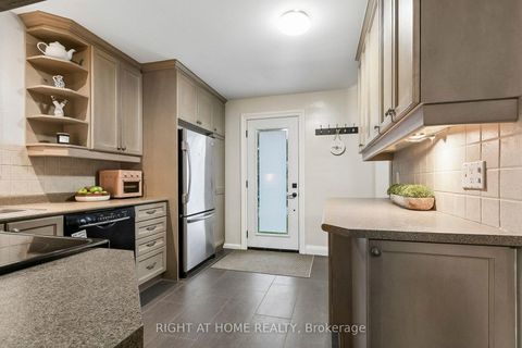 Photo 10 at 19 Flempton Crescent, Ionview, Toronto