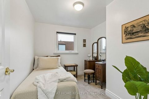 Photo 20 at 19 Flempton Crescent, Ionview, Toronto