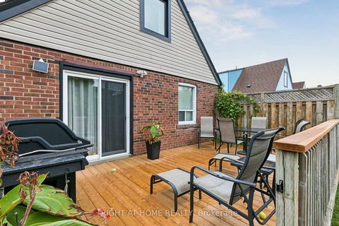 Photo 30 at 19 Flempton Crescent, Ionview, Toronto
