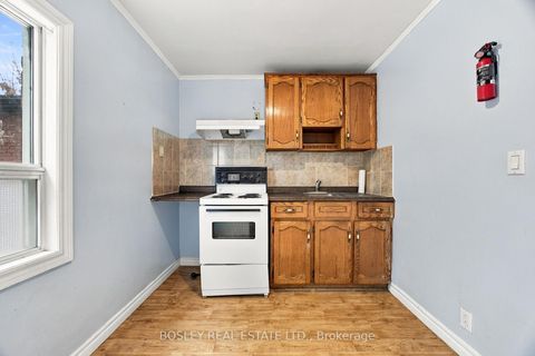 Photo 19 at 15 Lumbervale Avenue, Dufferin Grove, Toronto