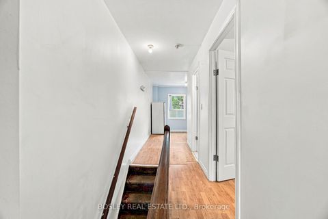 Photo 27 at 15 Lumbervale Avenue, Dufferin Grove, Toronto