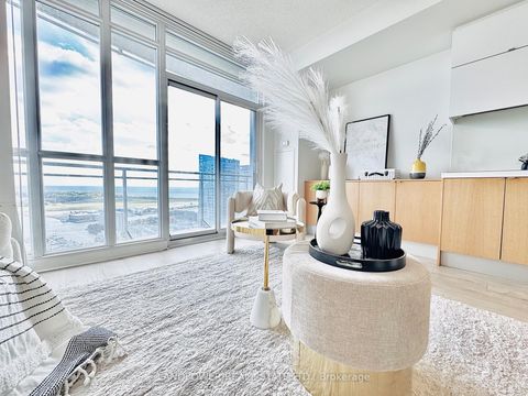 Photo 6 at 3807 - 21 Iceboat Terrace, Waterfront Communities C1, Toronto