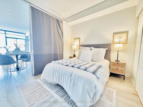 Photo 15 at 3807 - 21 Iceboat Terrace, Waterfront Communities C1, Toronto