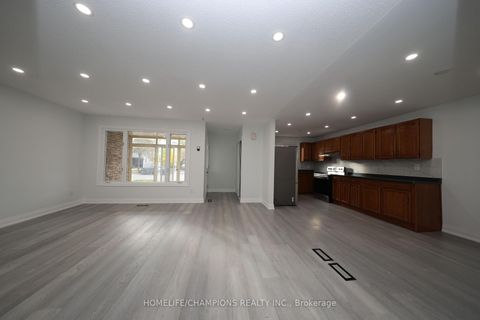 Photo 5 at 271 John Tabor Trail, Malvern, Toronto