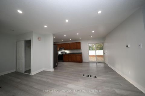 Photo 6 at 271 John Tabor Trail, Malvern, Toronto