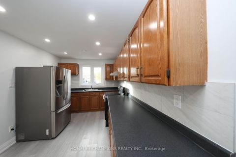 Photo 7 at 271 John Tabor Trail, Malvern, Toronto