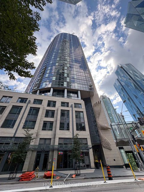 Photo 14 at 1307 - 1 The Esplanade, Waterfront Communities C8, Toronto