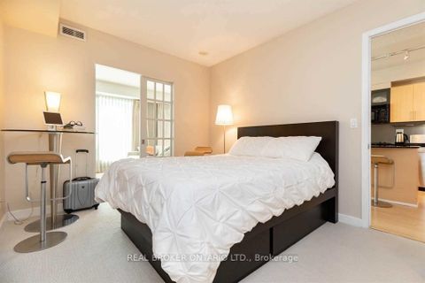 Photo 17 at M04 - 350 Wellington Street W, Waterfront Communities C1, Toronto