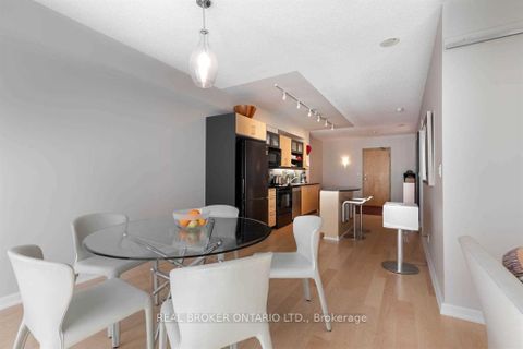 Photo 22 at M04 - 350 Wellington Street W, Waterfront Communities C1, Toronto