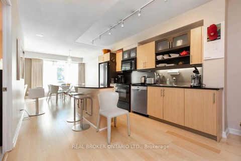 Photo 32 at M04 - 350 Wellington Street W, Waterfront Communities C1, Toronto