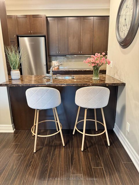 Photo 10 at 515 - 2855 Bloor Street W, Queensway, Toronto