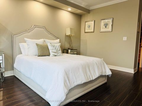 Photo 16 at 515 - 2855 Bloor Street W, Queensway, Toronto
