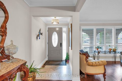 Photo 4 at 593A Scarlett Road N, Humber Heights, Toronto