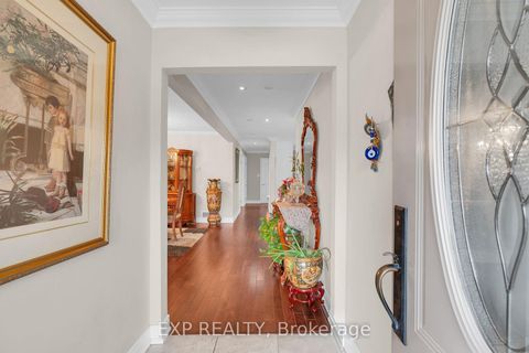 Photo 5 at 593A Scarlett Road N, Humber Heights, Toronto